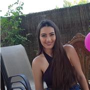 Profesora de Inglés, titulada en Educación Infantil y con estudios de Inglés en nivel avanzado (B2), le doy clases a niños desde infantil hasta bachillerato